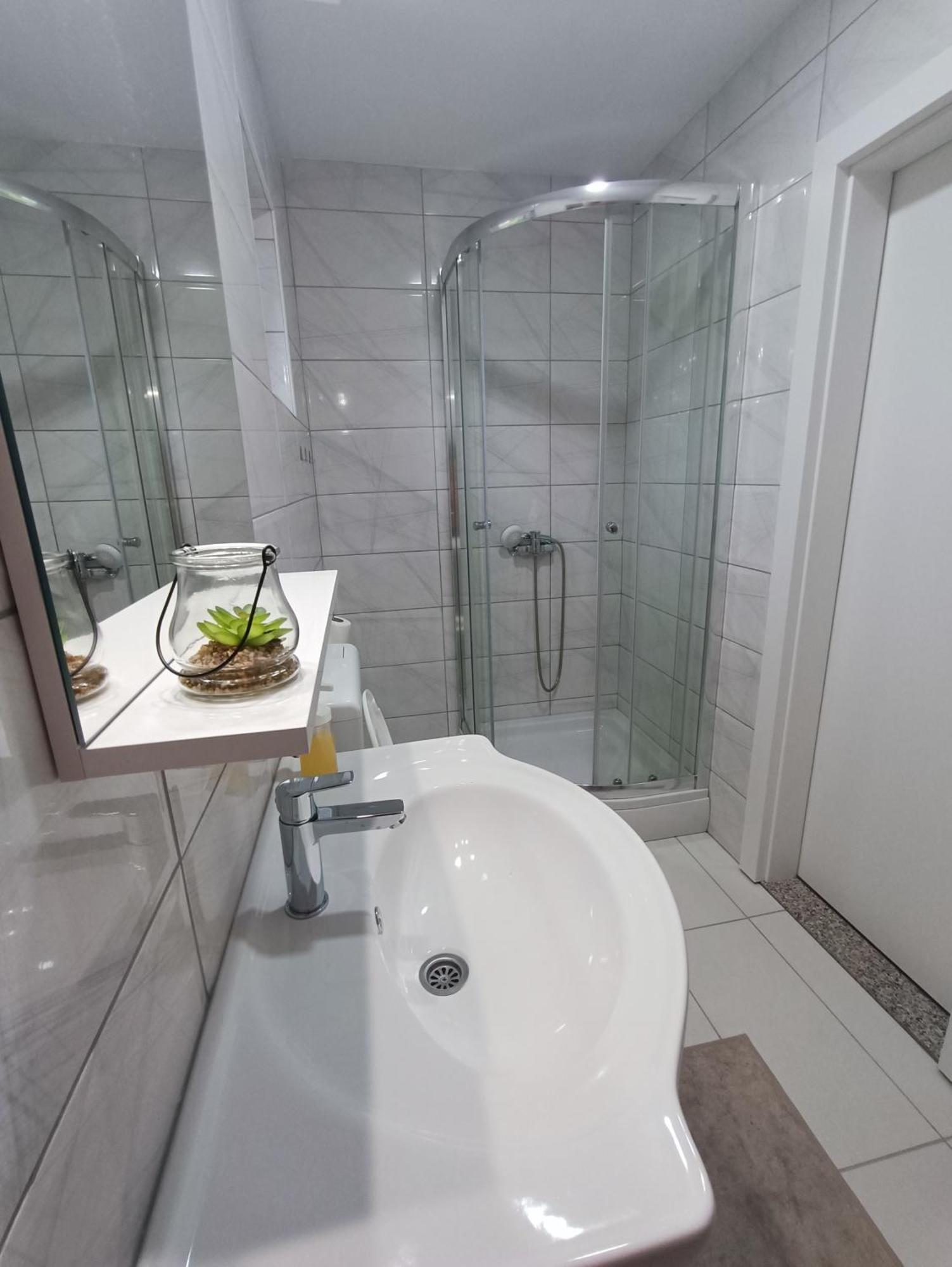 Apartment House Mesic *