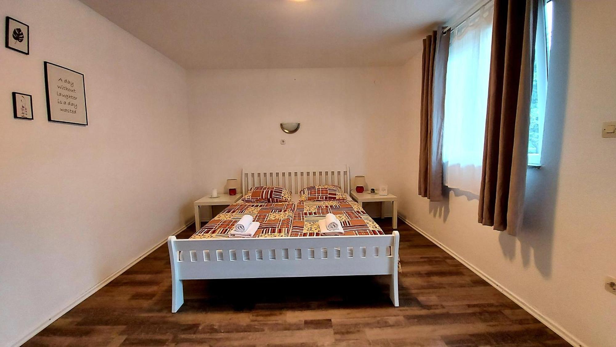 House Mesić * Smoljanac